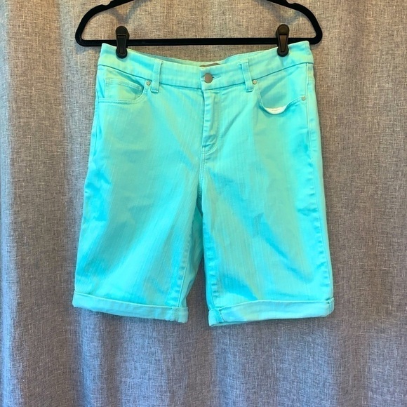 *WOMENS Chicos Denim Shorts Size Small - Picture 1 of 7